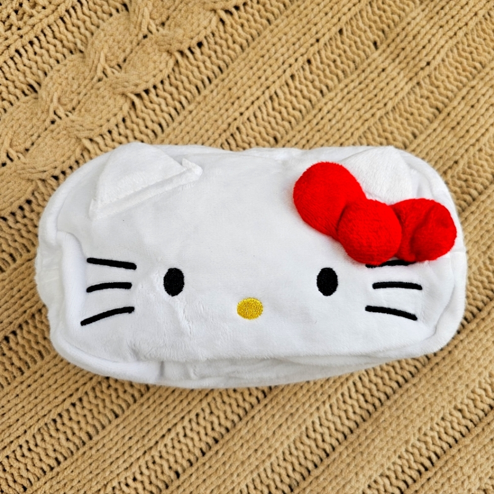 Sanrio kawaii Hello Kitty plush cosmetic/pencil bag